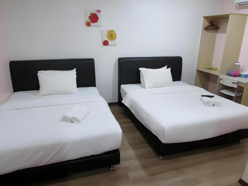 Hotel Zamburger Sungai Besi Kuala Lumpur Exterior foto
